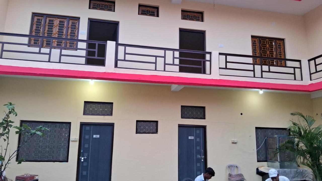 Blue Sky Homestay Khajuraho Exterior photo