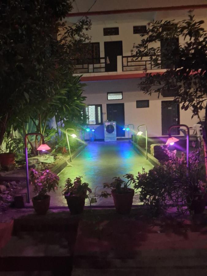 Blue Sky Homestay Khajuraho Exterior photo